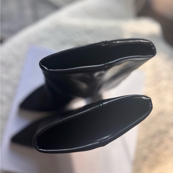 Nine West Chaye Booties Black Leather New In Box Women's Size 8.5. Slouchy Ankle - Picture 6 of 12